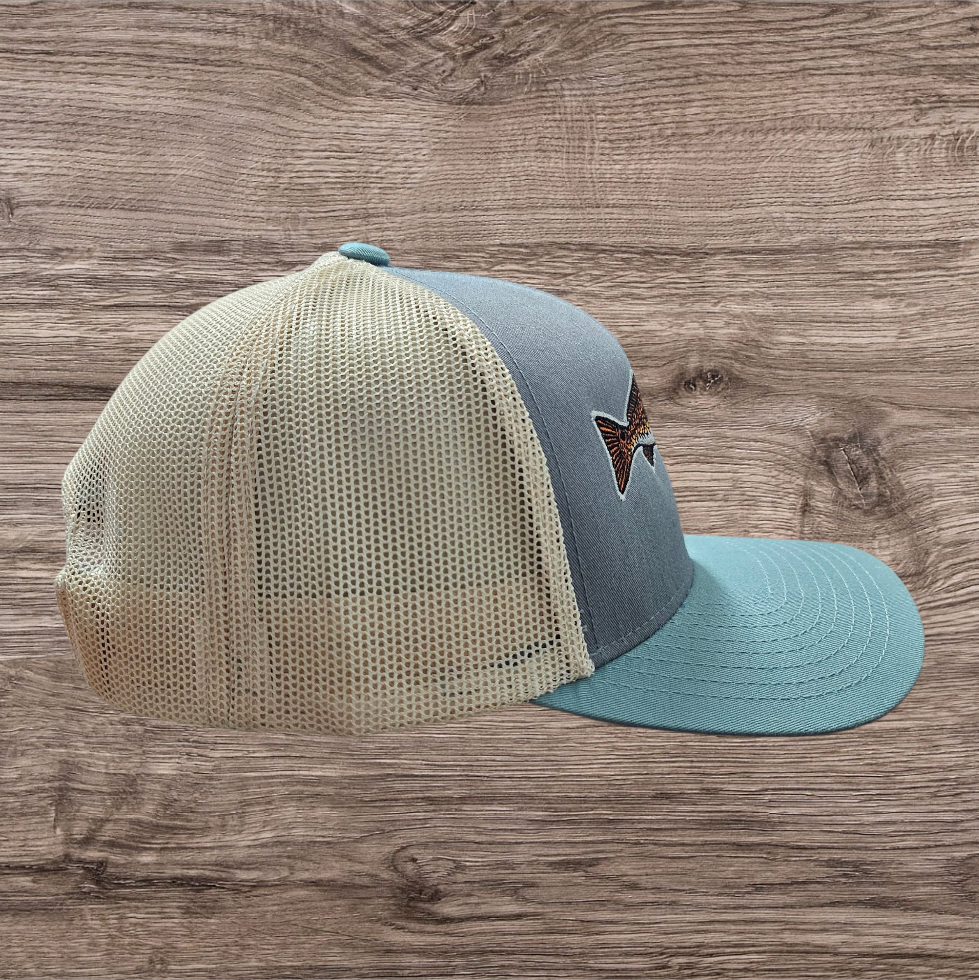 7 DAY MESH CAP, RED FISH, GREY AND BLUE WITH MESH BACK