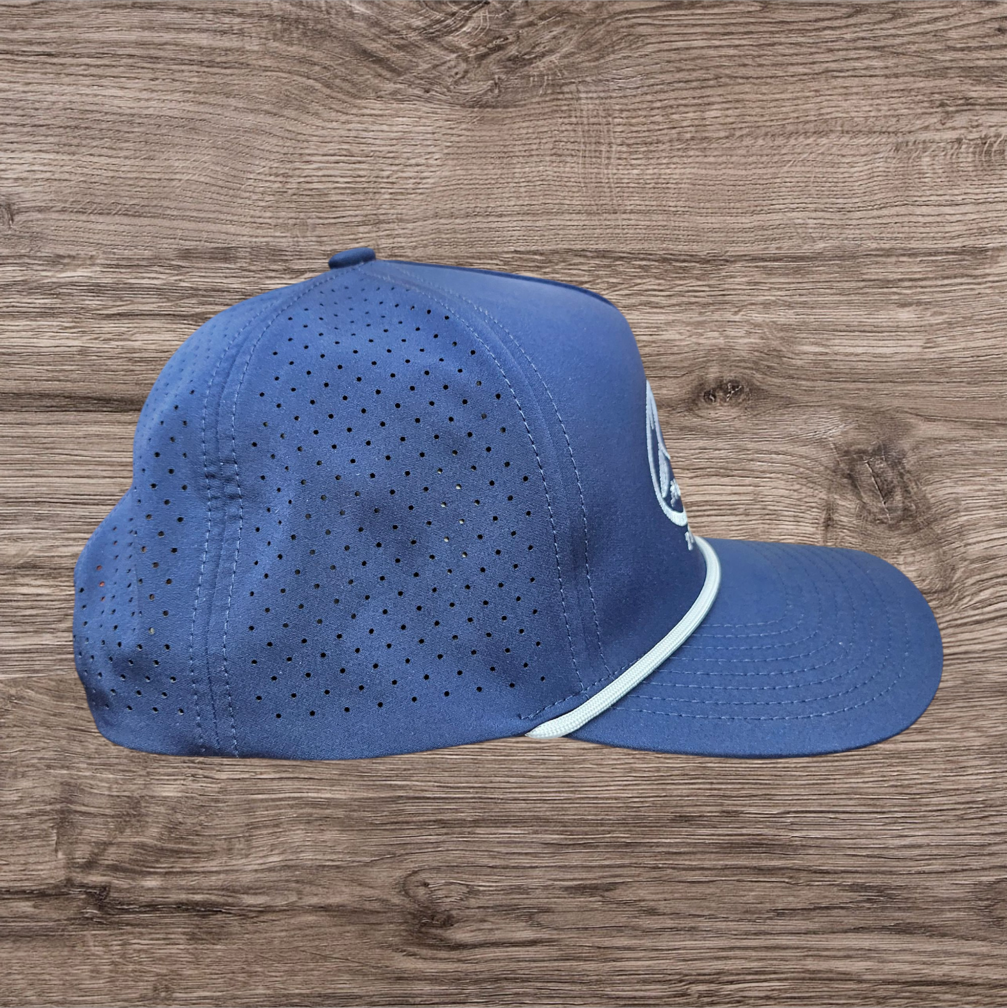 7 DAY CAP, RED FISH NAVY BLUE