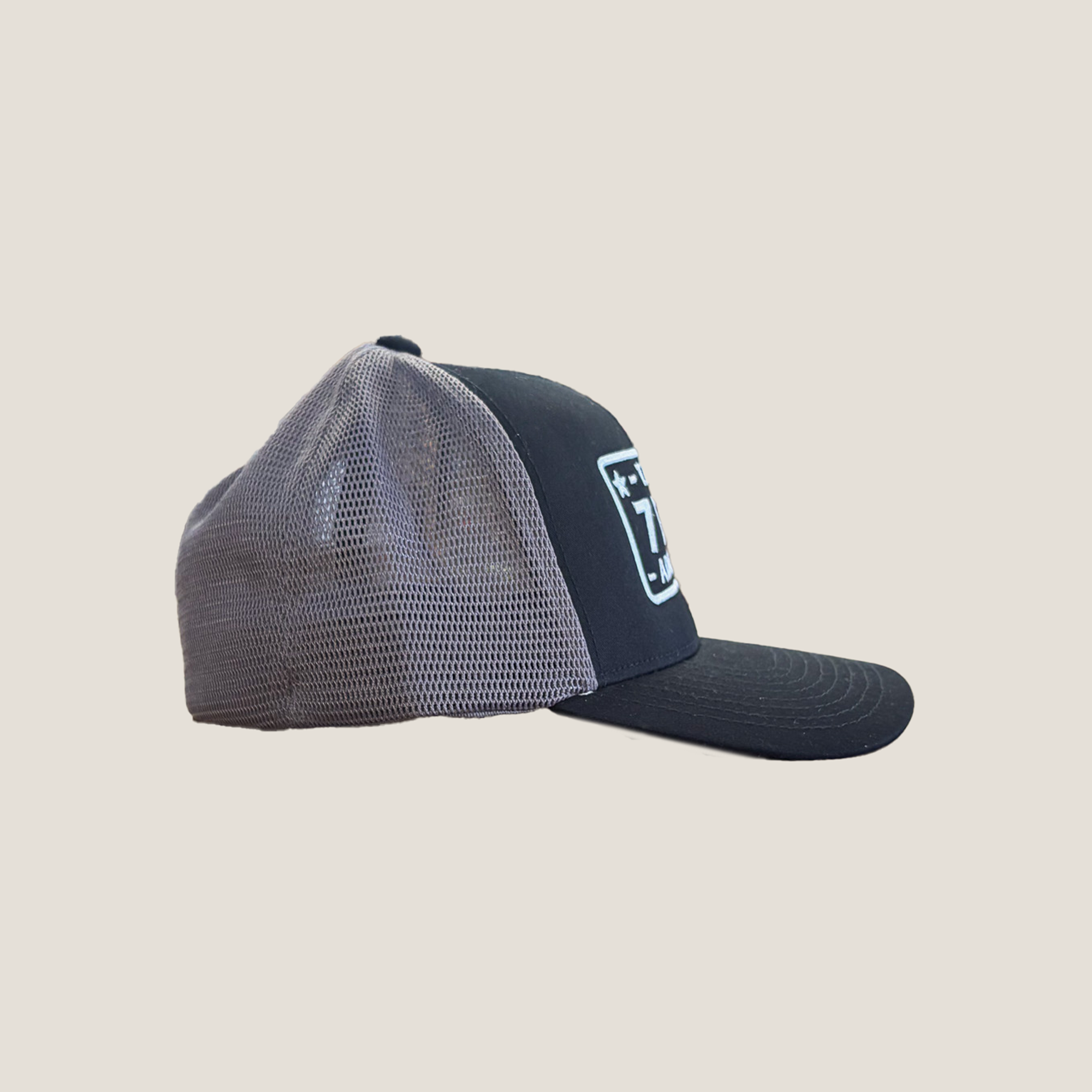 SHADOW GREY